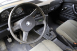 Der Innenraum macht nicht auf Hartge, ist aber ein Stück BMW-Zeitgeschichte.