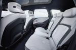 P90615663_highRes_the-new-bmw-ix3-50-x